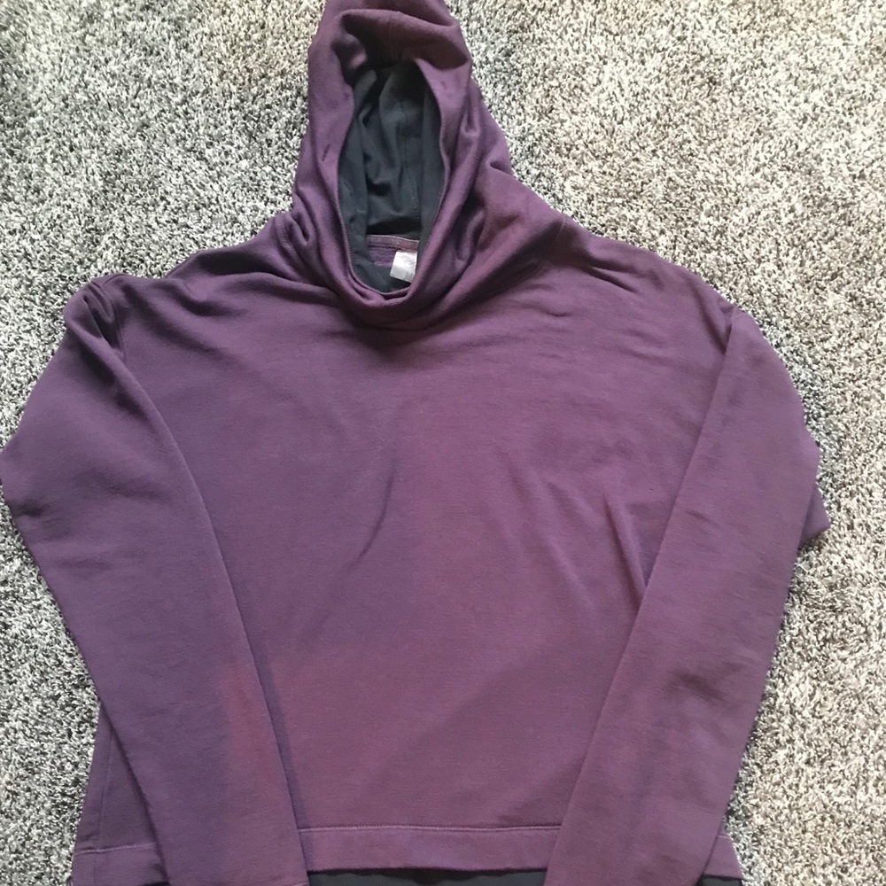 CALIA Carrie Underwood sweater great condition